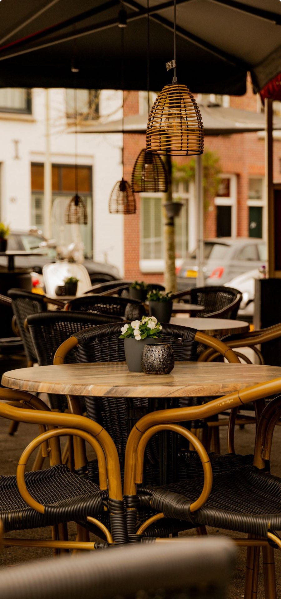 Terras aan het Frou Frou plein